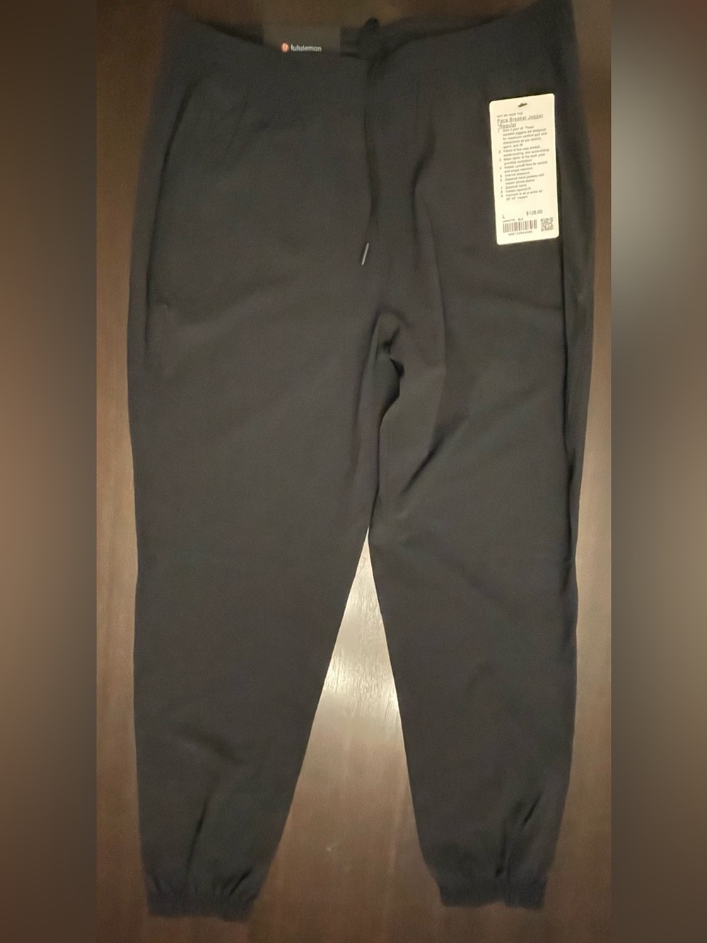 Lululemon Jogger with Zippered Pocket - Picture 6 of 6